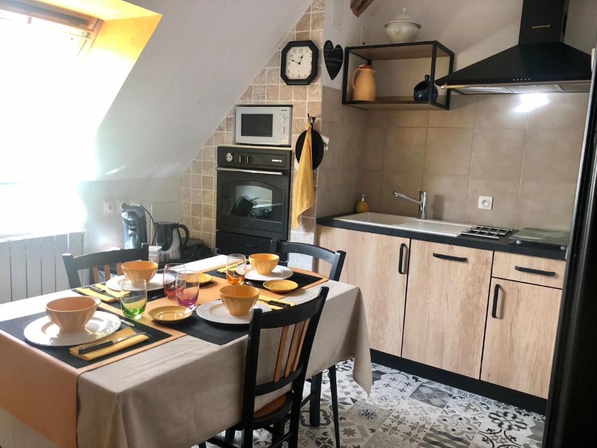 Longere Villariane Naveil Exteriör bild